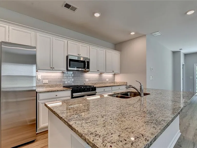175 Grey Falcon Ave — Photo 35