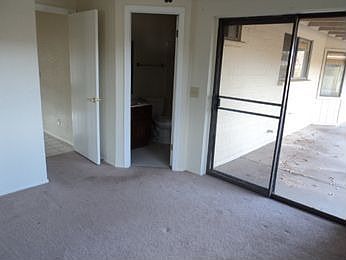 4th image of 2356 E Catalina Ave