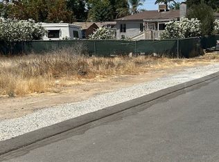 305 Line St, Lake Elsinore, CA 92530