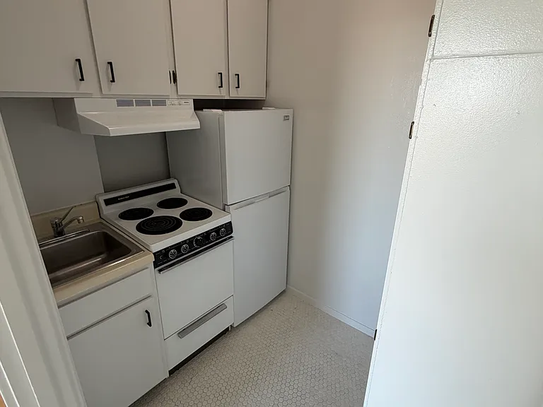 2480 Washington Street — Photo 6
