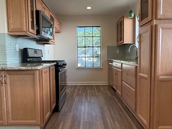 2nd image of 1803 Rainy Meadows Dr