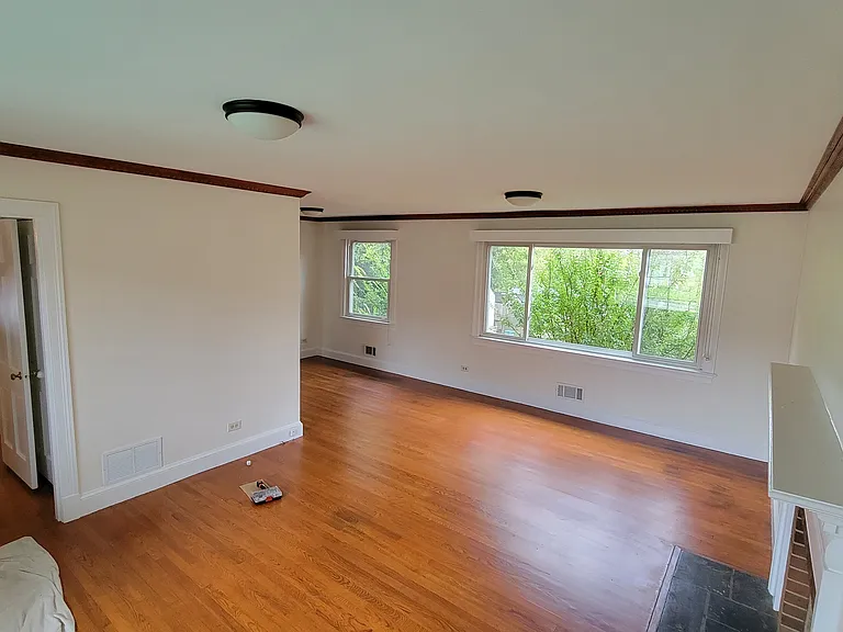 2316 Greenbrier Dr — Photo 16