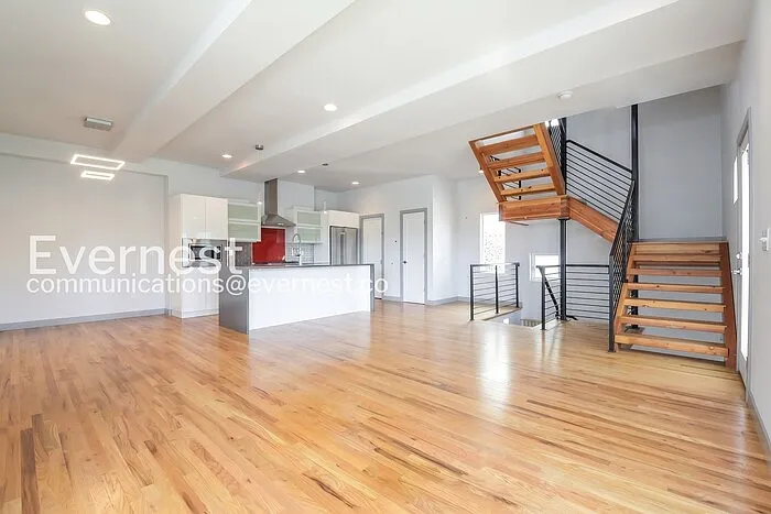 1237 Tennyson St — Photo 9