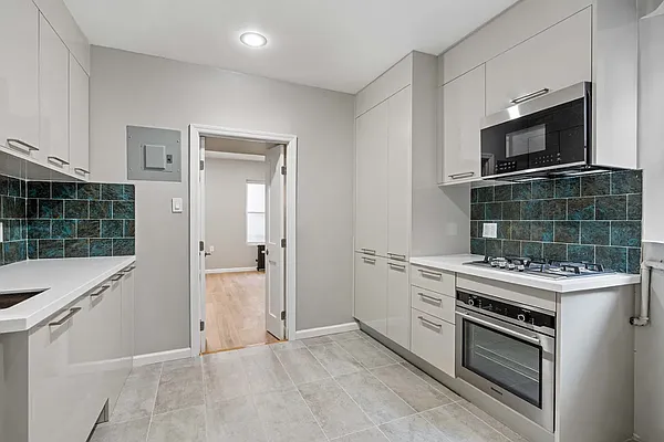 Rented by Heller Organization | media 9