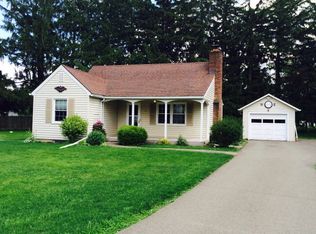 23 Hampton Rd, Elmira, NY 14904