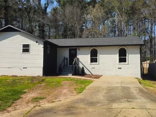 96 Sedgefield Dr, Jonesboro, GA 30236