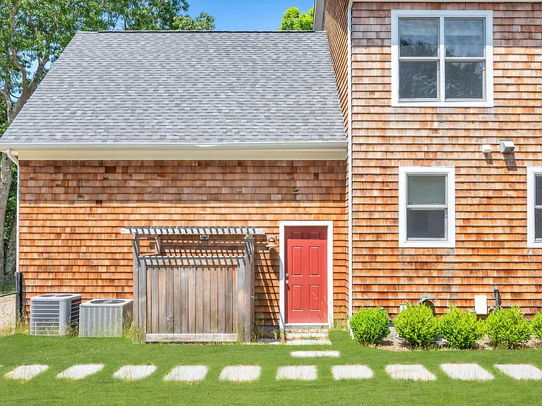 8 Wildflower Ln — Photo 48