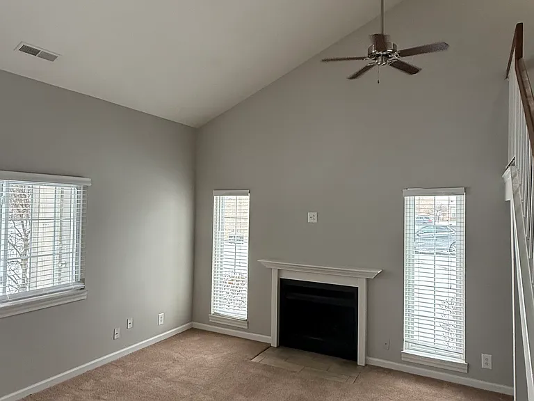 17467 Cedar Lake Cir — Photo 7
