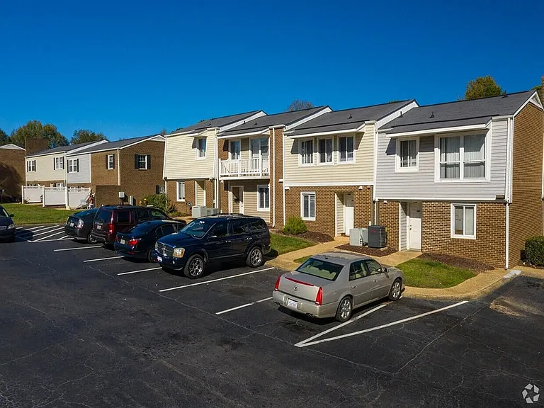 Colony Townhomes — Photo 16