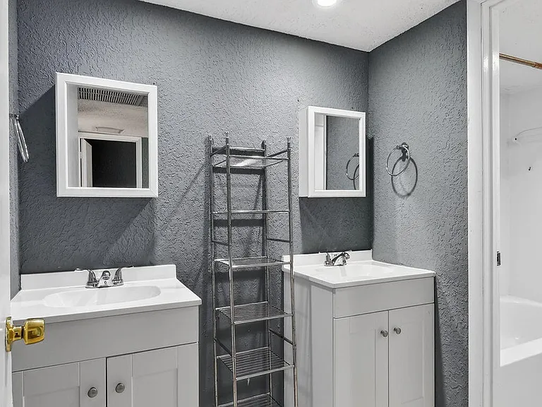320 Woodland Rd — Photo 44