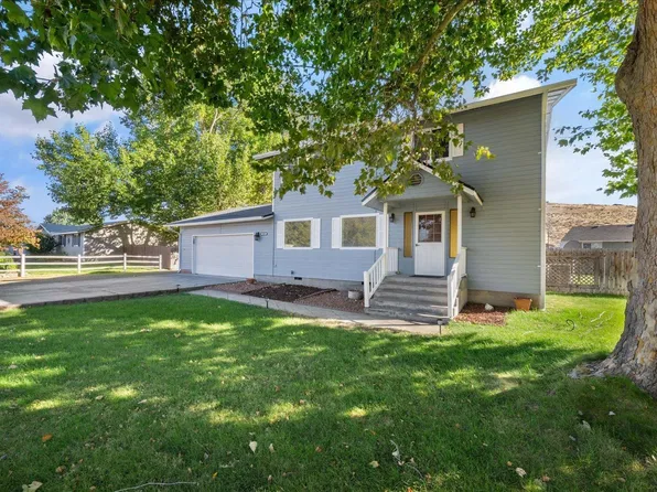 5401 Fern Loop, West Richland, WA 99353