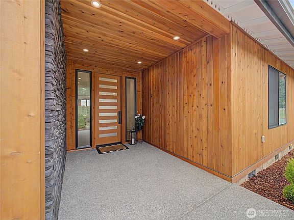 4th image of 38383 238th Avenue SE