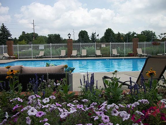 4th image of 7200 Chadwood Ln #21372D