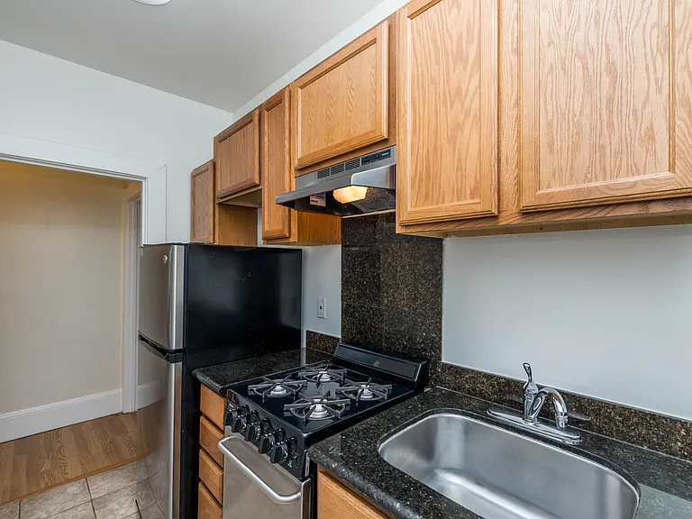 Vue De Lac Apartments — Photo 3