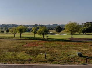 915 Black Bear Cir, Loudon, TN 37774