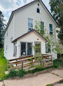 406 S 3rd St, Ishpeming, MI, 49849