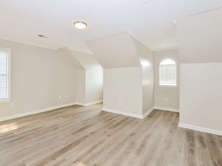 4508 Westminister Cir — Photo 15
