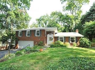 1531 Jenkins Dr, Pittsburgh, PA 15241