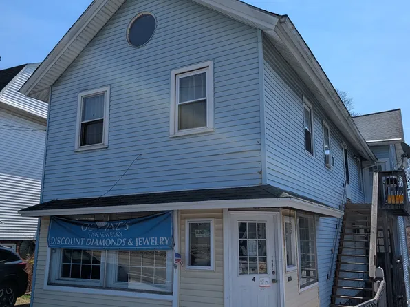 4 Summit Street, East Hampton, CT 06424