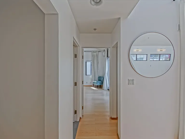 522 Grand Blvd — Photo 13
