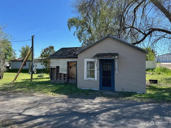 12 S 6th Street, Almira, WA 99102
