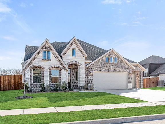 3rd image of 907 Willowbanks Dr
