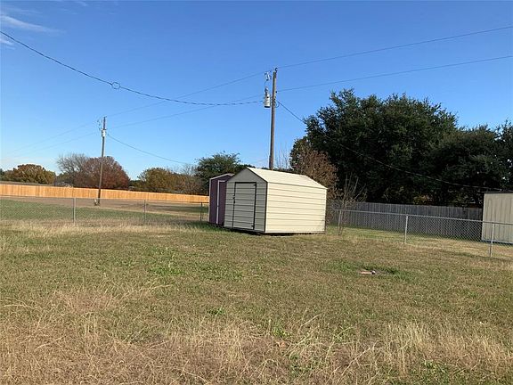 5th image of 1869 NW County Road 1040