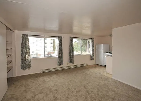1021 Mill St #5 — Photo 4