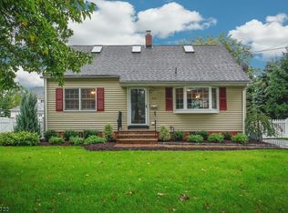 476 Dorchester Rd, Ridgewood, NJ 07450