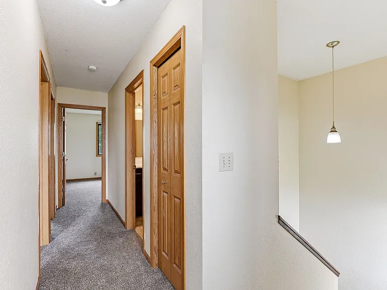 Victoria Townhomes — Photo 13