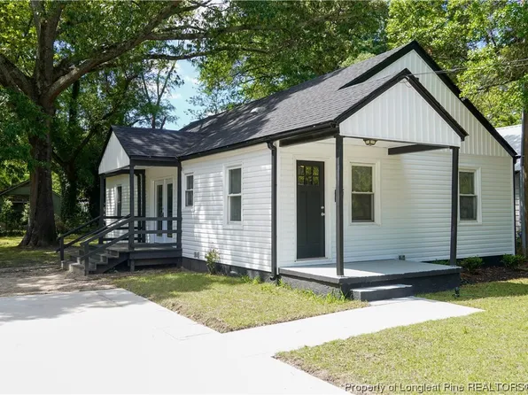 1111 Branson St, Fayetteville, NC 28305