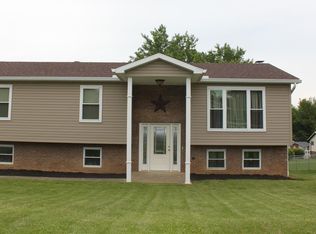 1051 Brentwood Dr, Russell, KY 41169