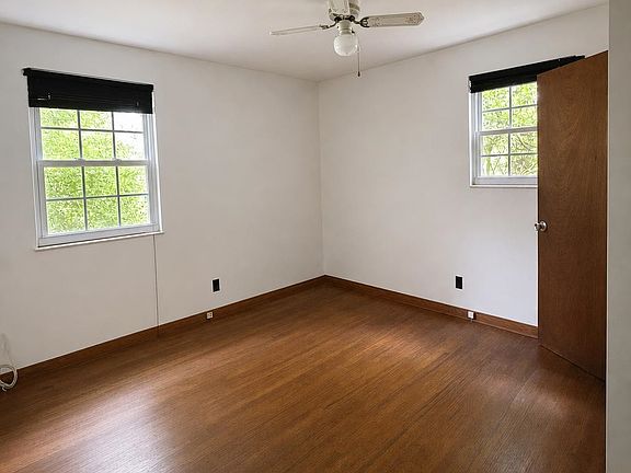 5th image of 1511 Sunset Ln