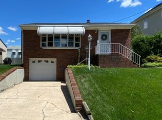 44 Hobart Ave, Rutherford, NJ 07070