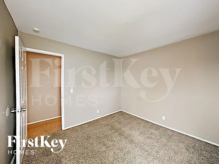 3558 Whispering Woods Dr — Photo 11