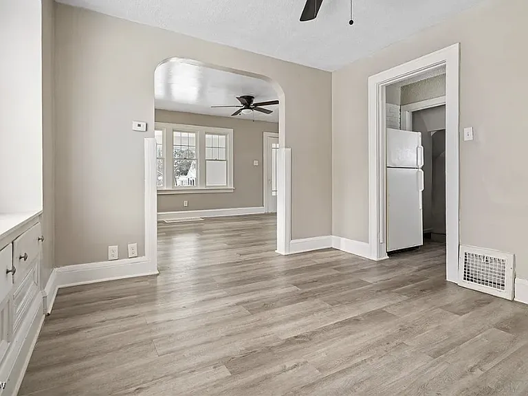 625 Wyandot Ave — Photo 9