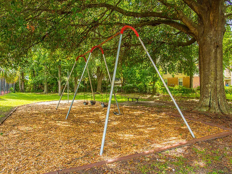 James Towne Village — Photo 26