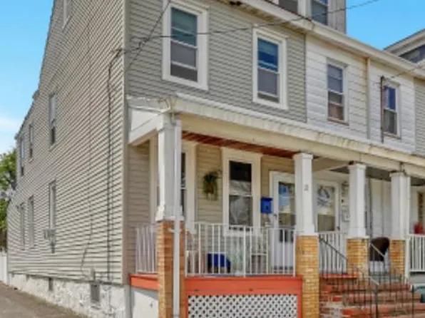 21 Stout Ave, Ewing, NJ 08638