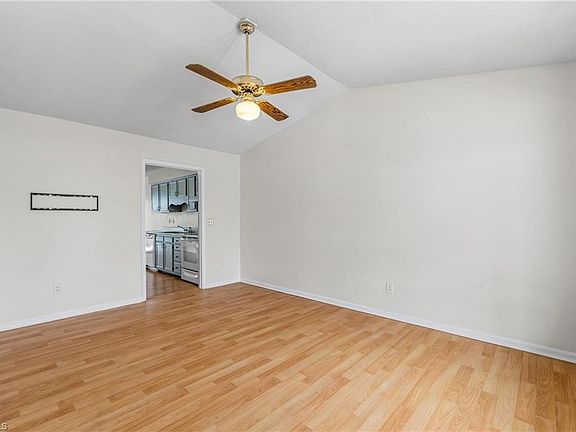 5th image of 4201 Edith Ln APT 112