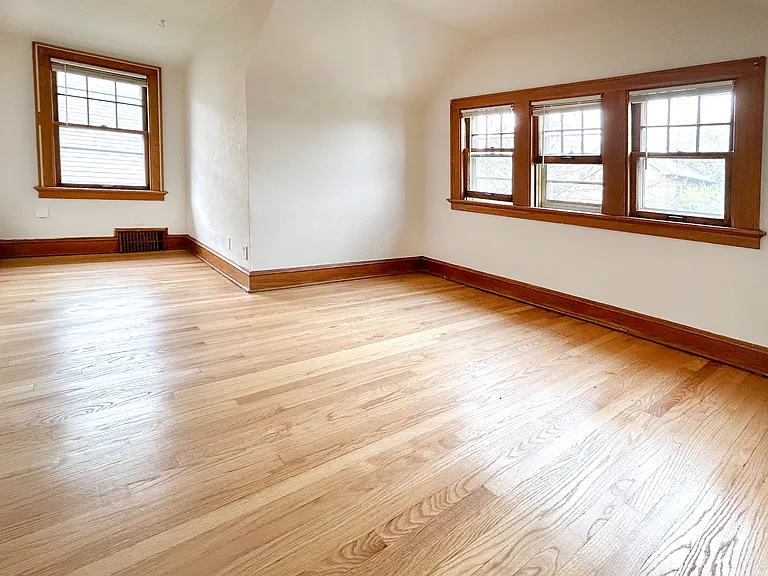 2566 S Howell Ave #A — Photo 4