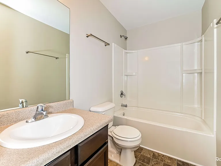 633 Stevens Pl — Photo 14