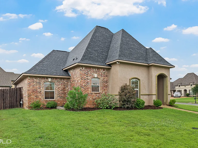 1017 Green Wood Cir — Photo 15