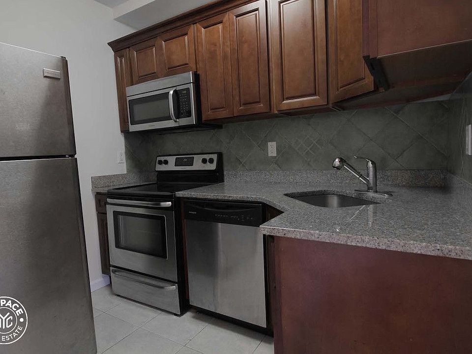 1st image of 728A Rogers Ave APT 2B