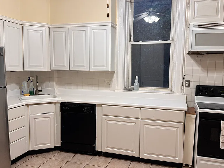 822 W George St #1 — Photo 8