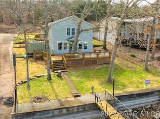 101 Black Willow Ln, Sunrise Beach, MO 65079