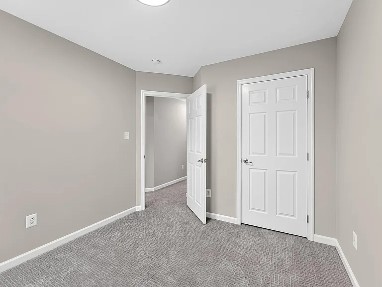 7015 Trek Way — Photo 33