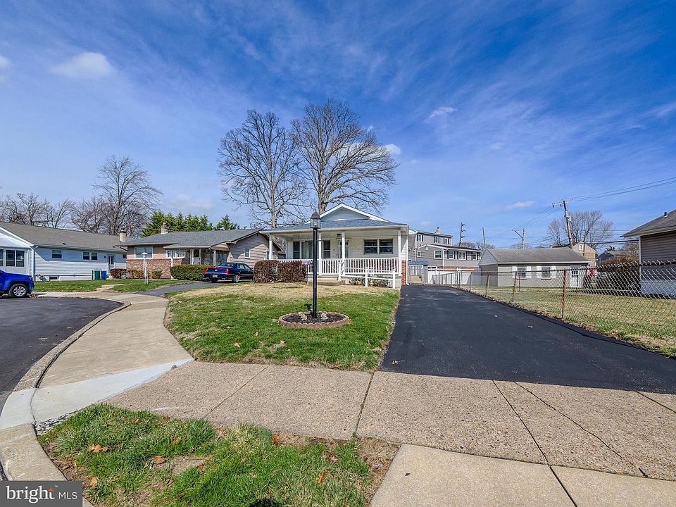 1st image of 708 James Cir