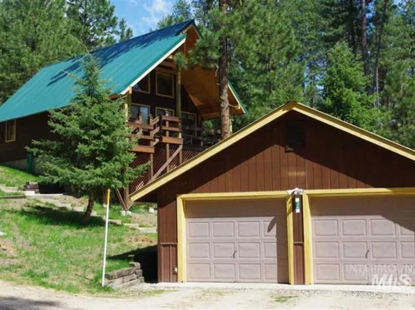 34 Sleepy Hollow Loop, Garden Valley, ID 83622