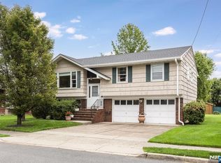 42 Henry St, Little Ferry, NJ 07643