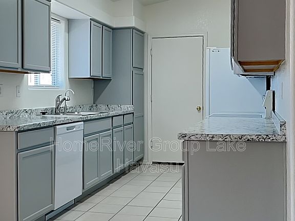 4th image of 1458 McCulloch Blvd S